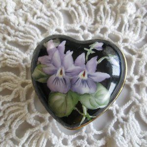 Signed Vintage porcelain heart shaped trinket